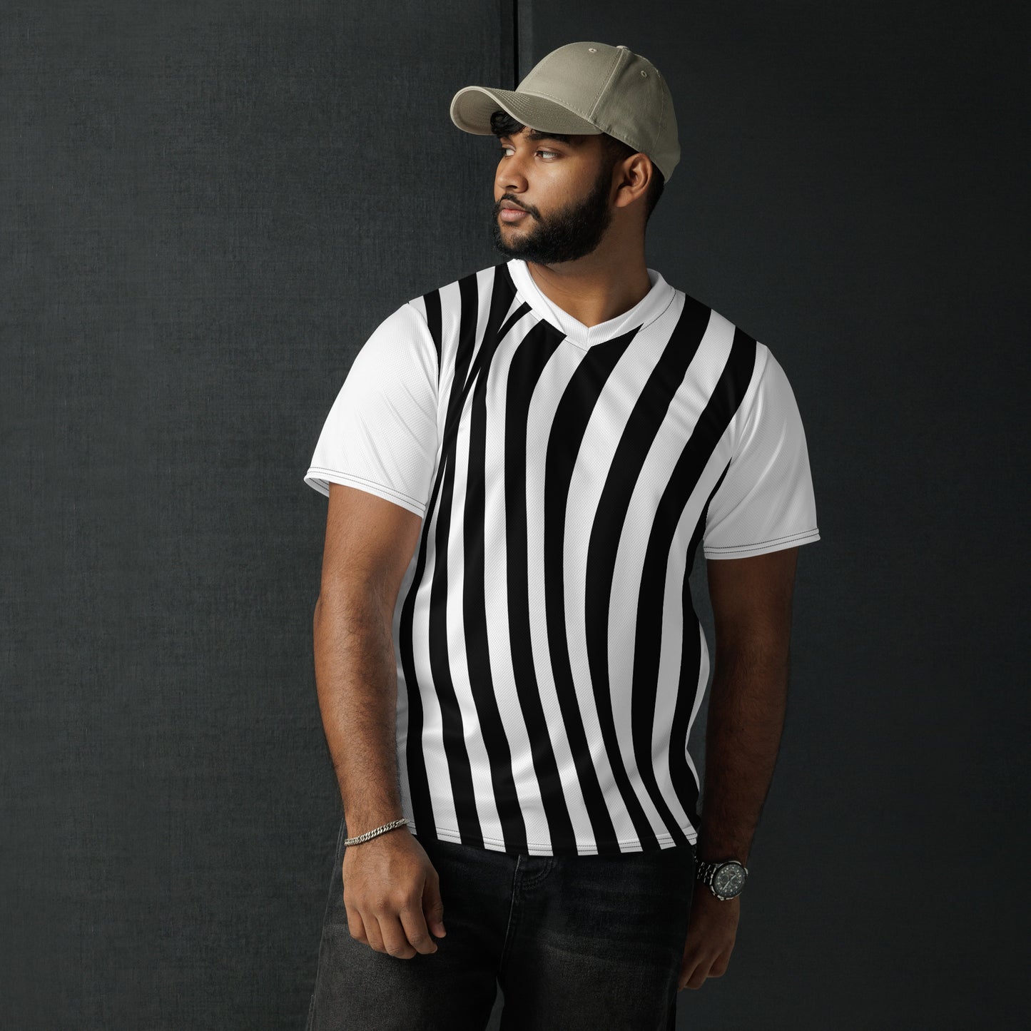 White short-sleeve T-shirt with black wavy vertical stripes, front view on model.