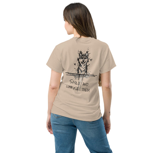 Female model in a beige T-shirt, back view. The sketch of a Siberian Husky with the playful text "Confuse" adds character and style.